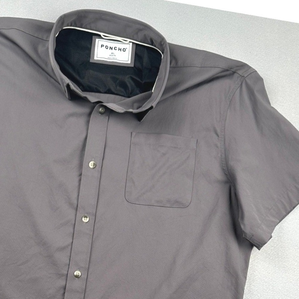 Poncho Outdoors XL Slim Fit Short Sleeve Button Down Shirt Gray Fishing Tech